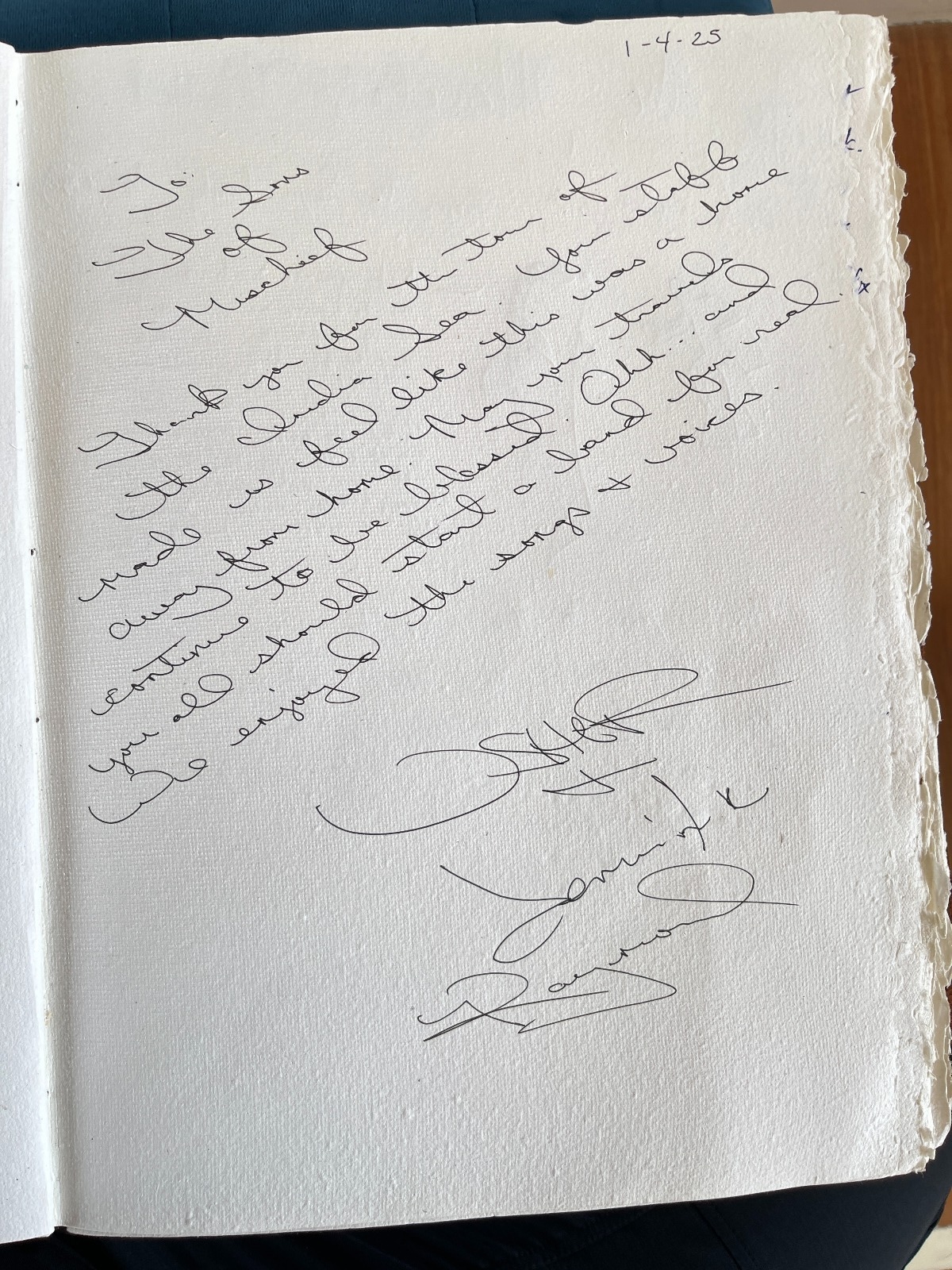 Handwritten guest review from Mischief Voyage guestbook